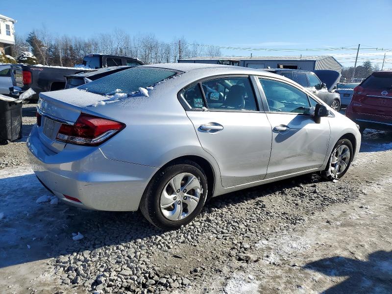Photo 3 from auction – 2015 HONDA CIVIC LX with VIN 19XFB2F55FE273888