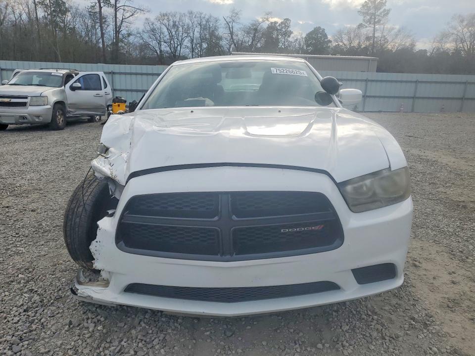 Photo 5 from auction – 2013 DODGE CHARGER with VIN 2C3CDXAG5DH642743