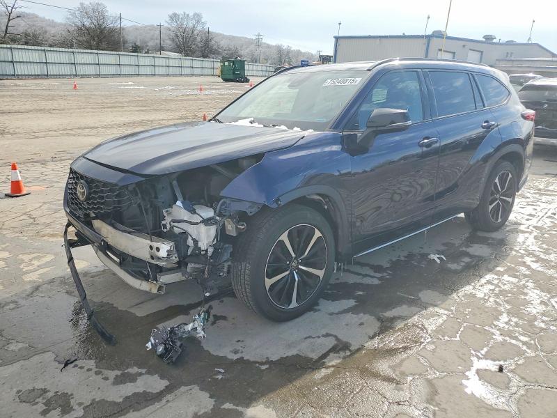 TOYOTA HIGHLANDER 2021 with VIN 5TDJZRBH6MS143653 - Photo from auction
