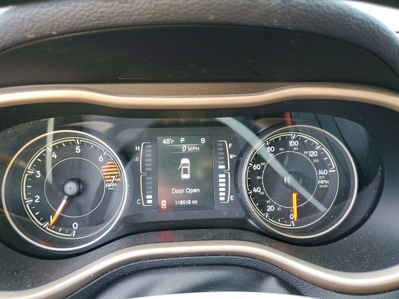 Photo 9 from auction – 2017 JEEP CHEROKEE with VIN 1C4PJMCB2HD225816