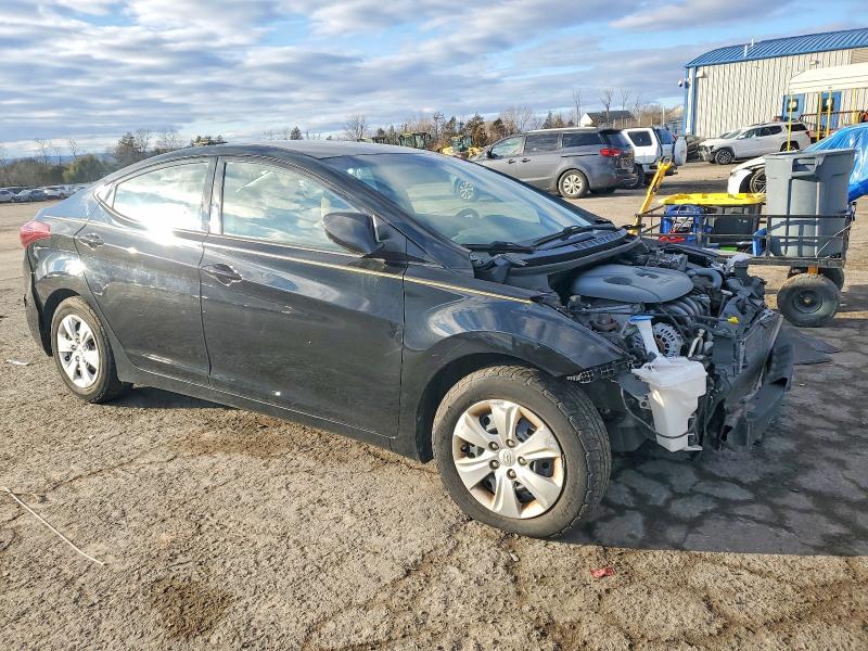 Photo 4 from auction – 2016 HYUNDAI ELANTRA with VIN 5NPDH4AE9GH726383