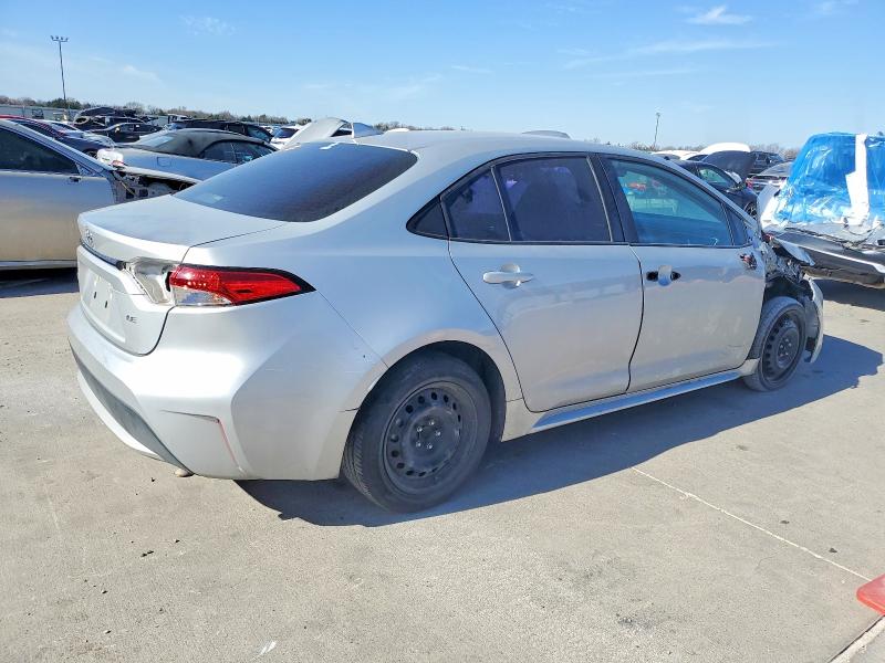 Photo 3 from auction – 2022 TOYOTA COROLLA LE with VIN 5YFEPMAE9NP304248