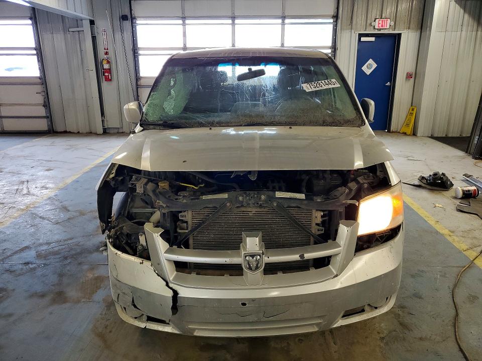 Photo 5 from auction – 2008 DODGE GRAND CARA with VIN 1D8HN54P18B173908