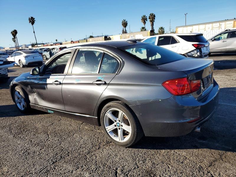 Zdjęcie 2 z aukcji – 2015 BMW 320 I z VIN WBA3B1C54FK141331