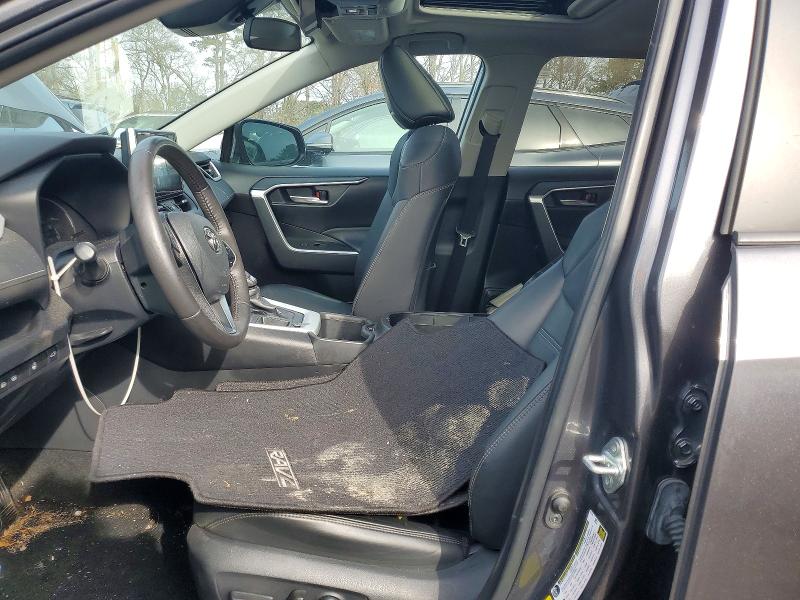 Photo 7 from auction – 2024 TOYOTA RAV4 with VIN 2T3C1RFV1RC255509