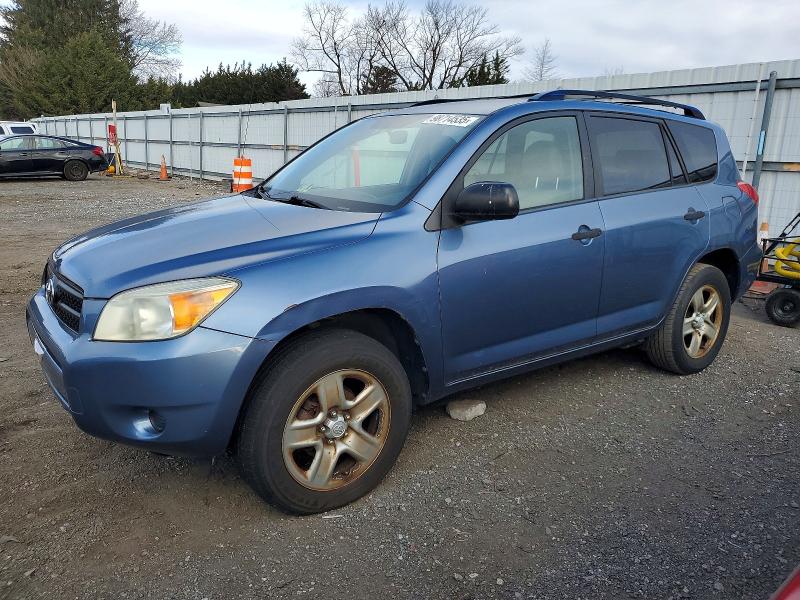 TOYOTA RAV4 2008 مع رقم تعريف المركبة JTMBD33VX86058082 - صورة من المزاد