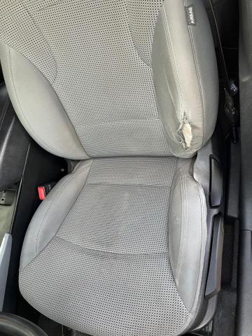 Photo 11 from auction – 2014 HYUNDAI SONATA GLS with VIN 5NPEB4AC1EH856627