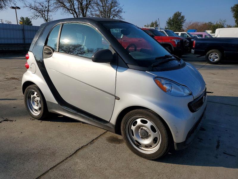 Photo 4 from auction – 2013 SMART FORTWO PUR with VIN WMEEJ3BA9DK692698