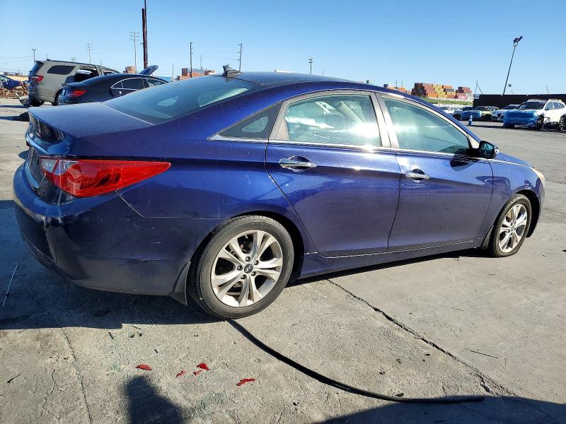 Photo 3 from auction – 2013 HYUNDAI SONATA SE with VIN 5NPEC4AC5DH704992