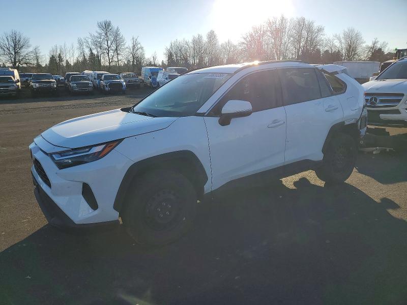 TOYOTA RAV4 2022 with VIN 2T3P1RFV4NC288421 - Photo from auction