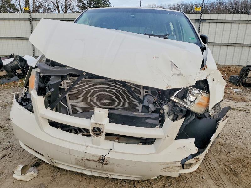 Photo 5 from auction – 2010 DODGE GRAND CARA with VIN 2D4RN3D16AR394403