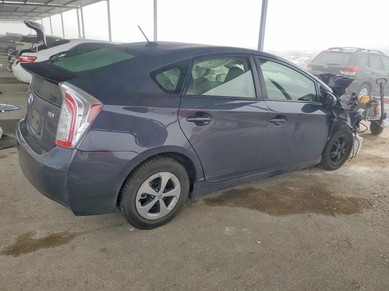 Photo 3 from auction – 2013 TOYOTA PRIUS with VIN JTDKN3DU8D1711311