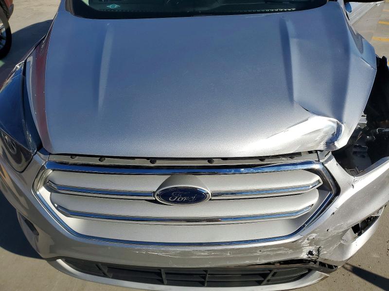 Photo 12 from auction – 2018 FORD ESCAPE SE with VIN 1FMCU0GD6JUD34078