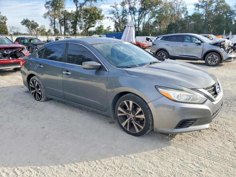 Photo 4 from auction – 2018 NISSAN ALTIMA with VIN 1N4AL3AP6JC236117