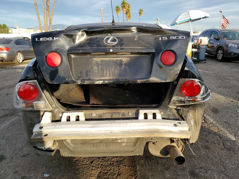 Photo 6 from auction – 2001 LEXUS IS 300 with VIN JTHBD182710015202