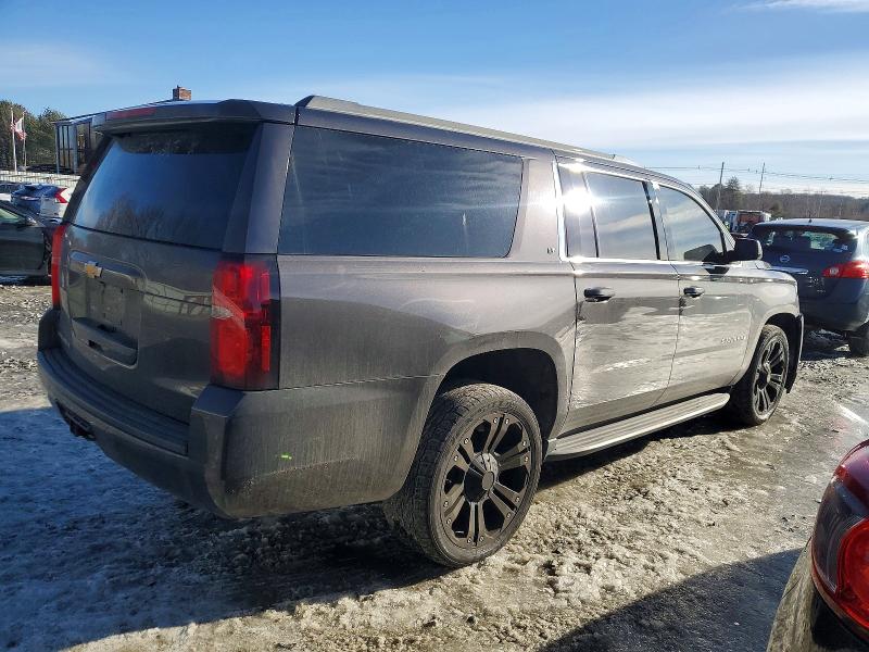 Photo 3 from auction – 2018 CHEVROLET SUBURBAN C with VIN 1GNSCHKC8JR102401