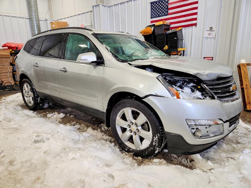 Photo 4 from auction – 2017 CHEVROLET TRAVERSE L with VIN 1GNKVGKD1HJ302882
