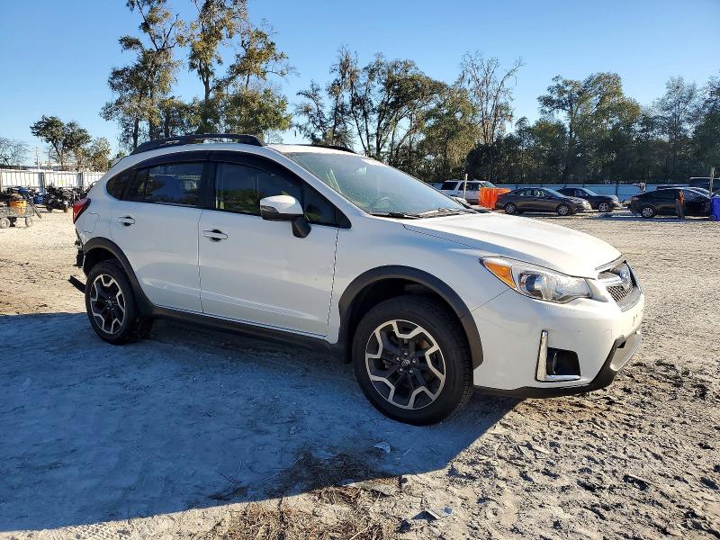 Photo 4 from auction – 2017 SUBARU CROSSTREK with VIN JF2GPALC2H8211446