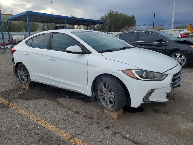 Photo 4 from auction – 2017 HYUNDAI ELANTRA with VIN 5NPD84LF2HH036644