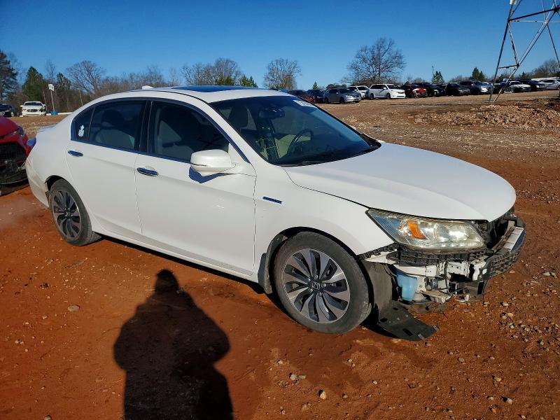 Photo 4 from auction – 2015 HONDA ACCORD HYB with VIN 1HGCR6F57FA008254