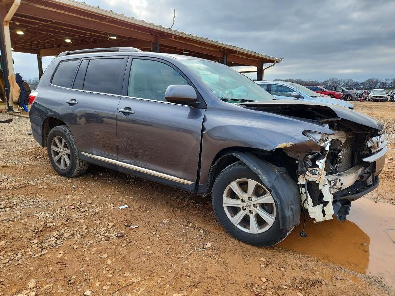 Photo 4 from auction – 2013 TOYOTA HIGHLANDER with VIN 5TDBK3EHXDS214354