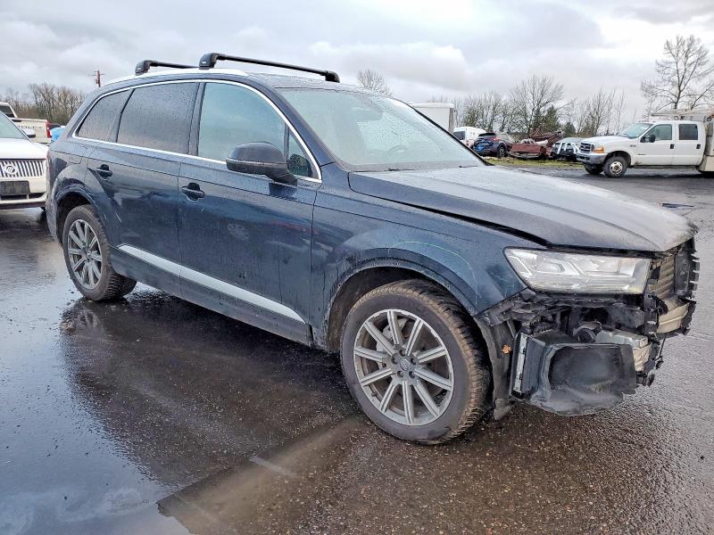 Photo 4 from auction – 2018 AUDI Q7 with VIN WA1LAAF74JD015397