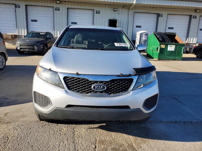 Photo 5 from auction – 2012 KIA SORENTO BA with VIN 5XYKT3A16CG189728