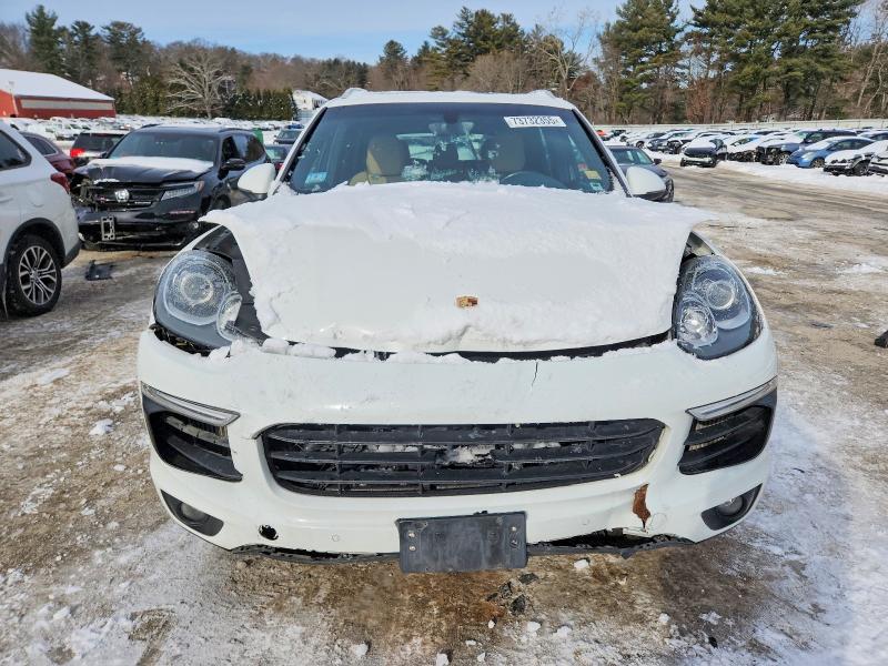 Photo 5 from auction – 2018 PORSCHE CAYENNE S with VIN WP1AB2A24JLA60873