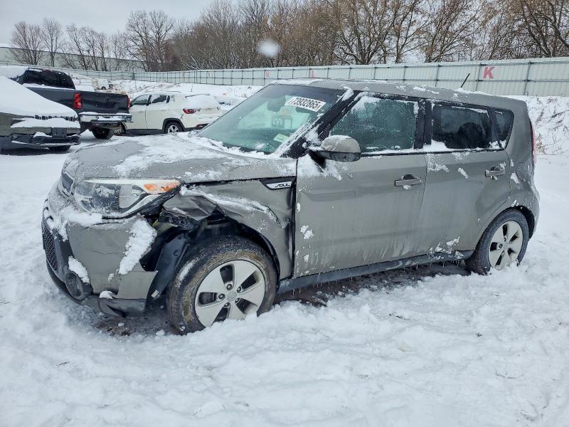 KIA SOUL 2016 with VIN KNDJN2A21G7289327 - Photo from auction