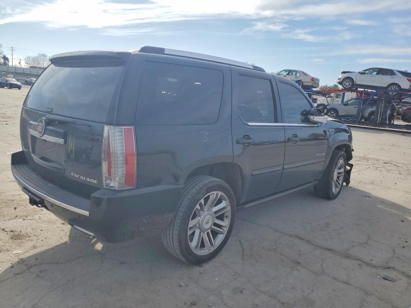 Photo 3 from auction – 2014 CADILLAC ESCALADE with VIN 1GYS4CEF6ER223653