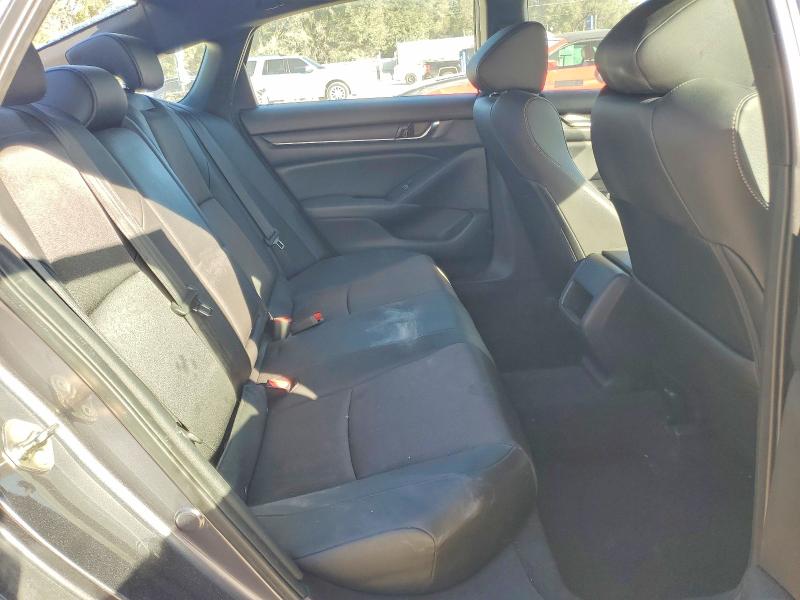Photo 10 from auction – 2019 HONDA ACCORD with VIN 1HGCV1F34KA055877