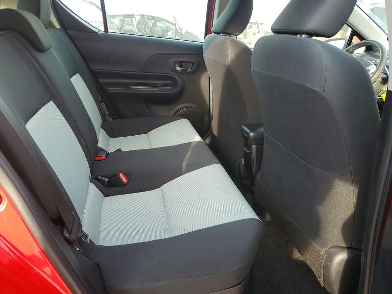 Photo 10 from auction – 2015 TOYOTA PRIUS C with VIN JTDKDTB39F1111185