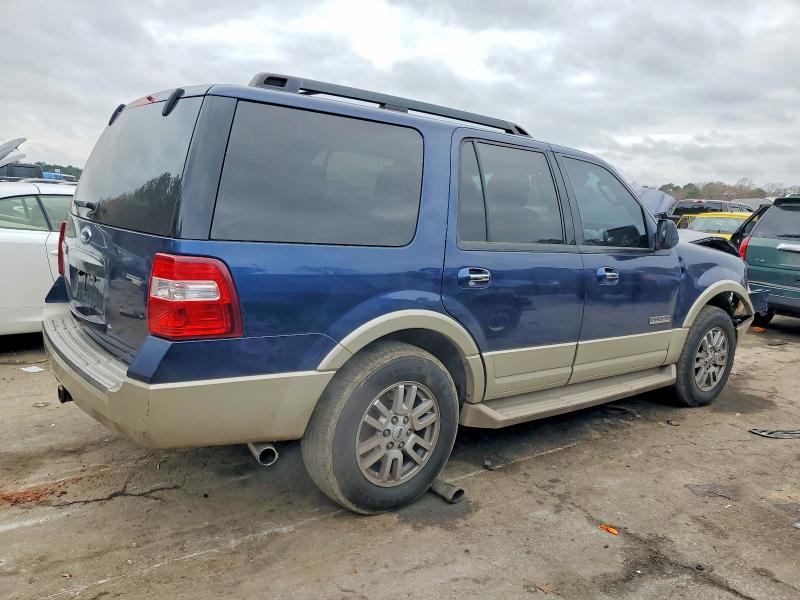 Photo 3 from auction – 2008 FORD EXPEDITION with VIN 1FMFU18568LA18089