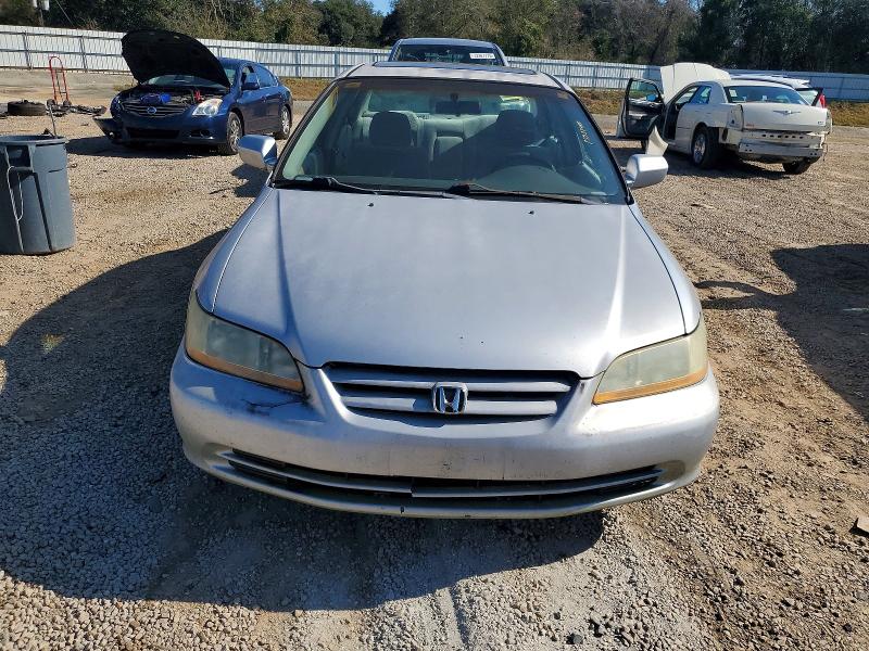 Photo 5 from auction – 2002 HONDA ACCORD with VIN 1HGCG66852A158339