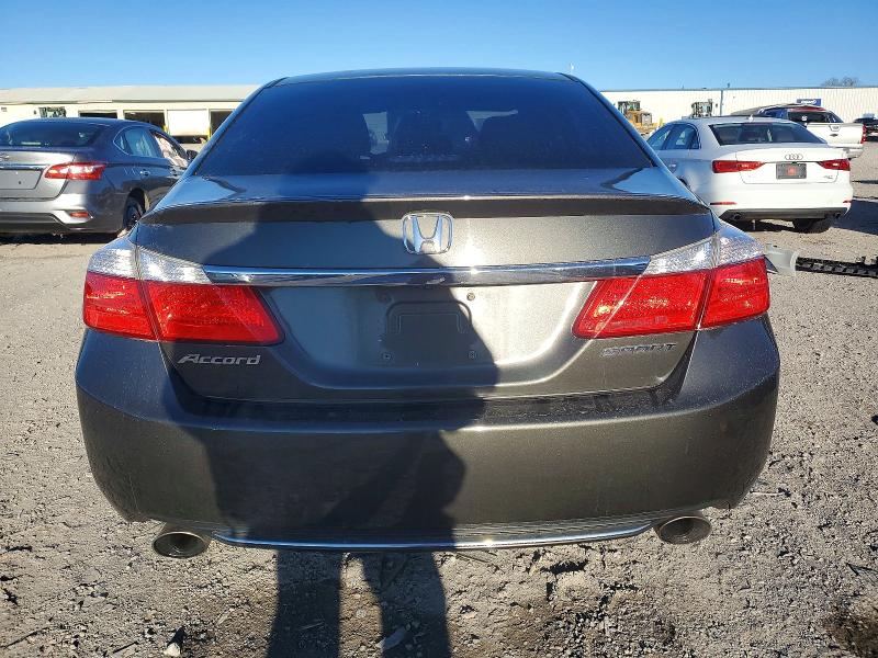 Photo 6 from auction – 2014 HONDA ACCORD with VIN 1HGCR2F56EA199012