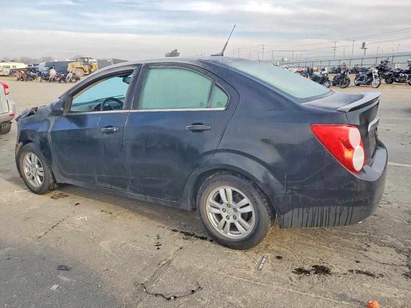 Photo 2 from auction – 2013 CHEVROLET SONIC LT with VIN 1G1JC5SB0D4137597