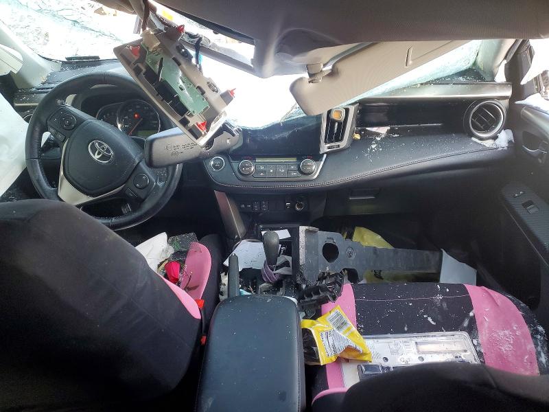 Photo 8 from auction – 2013 TOYOTA RAV4 with VIN JTMDFREV8D5009210