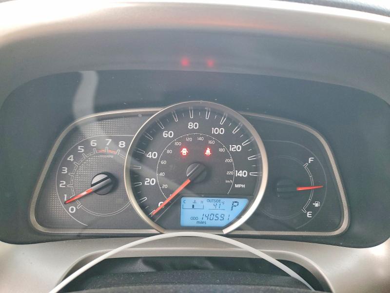 Photo 9 from auction – 2015 TOYOTA RAV4 LE with VIN JTMZFREV0FD071764