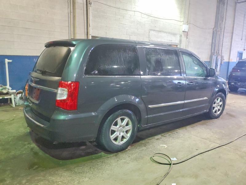 Photo 3 from auction – 2012 CHRYSLER TOWN & COU with VIN 2C4RC1BG9CR361476