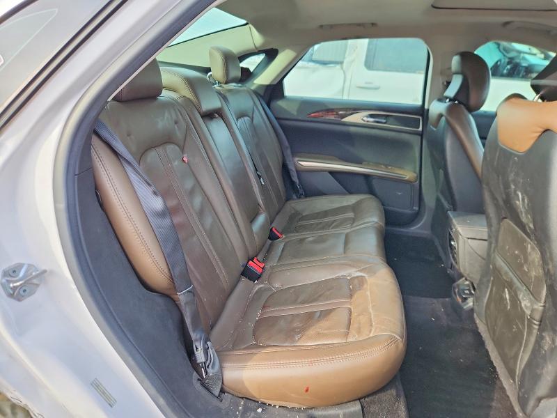 Photo 10 from auction – 2014 LINCOLN MKZ with VIN 3LN6L2LU9ER831723