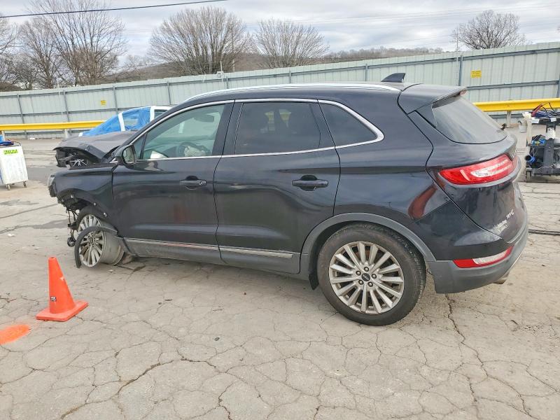 Photo 2 from auction – 2019 LINCOLN MKC with VIN 5LMCJ1C90KUL31501