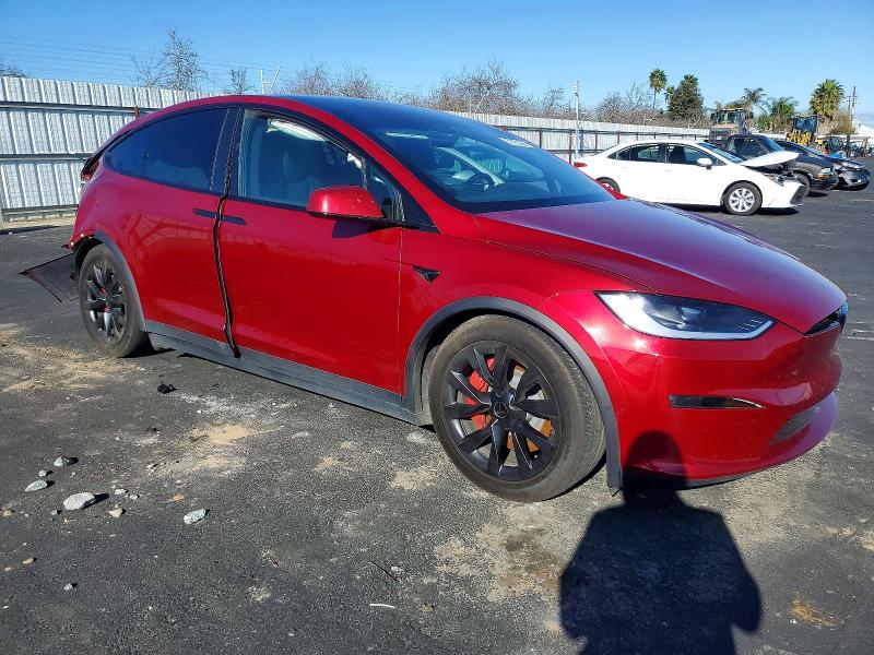 Photo 4 from auction – 2023 TESLA MODEL X with VIN 7SAXCBE6XPF409328