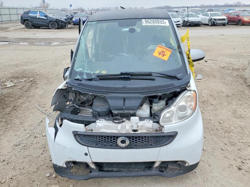 Photo 5 from auction – 2013 SMART FORTWO PUR with VIN WMEEJ3BA5DK626049