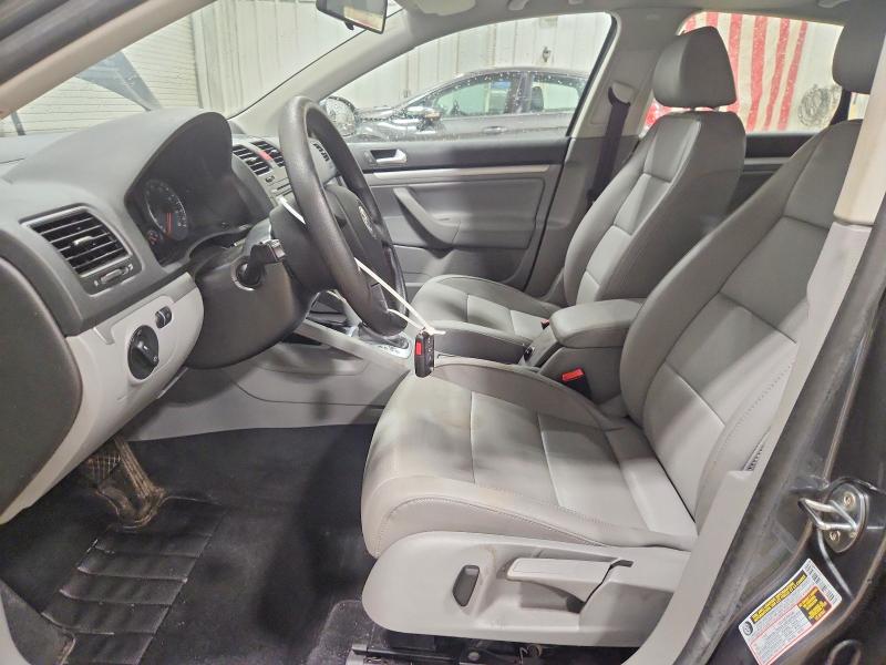 Photo 7 from auction – 2007 VOLKSWAGEN JETTA WOLF with VIN 3VWEF81K47M184091