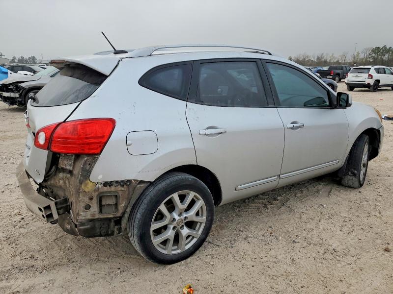Photo 3 from auction – 2011 NISSAN ROGUE S with VIN JN8AS5MT2BW565855
