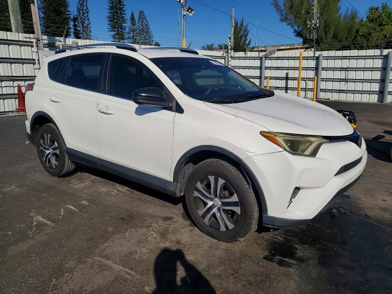 Photo 4 from auction – 2017 TOYOTA RAV4 with VIN JTMZFREV5HJ710130