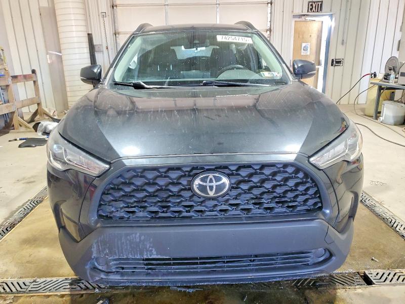 Photo 5 from auction – 2022 TOYOTA COROLLA CR with VIN 7MUCAABG2NV021310