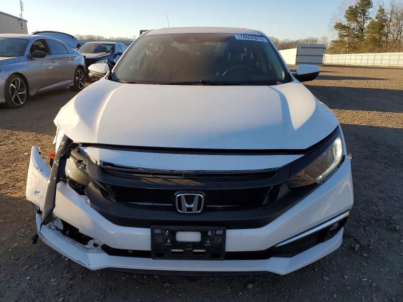 Photo 5 from auction – 2019 HONDA CIVIC with VIN 19XFC1F77KE210584