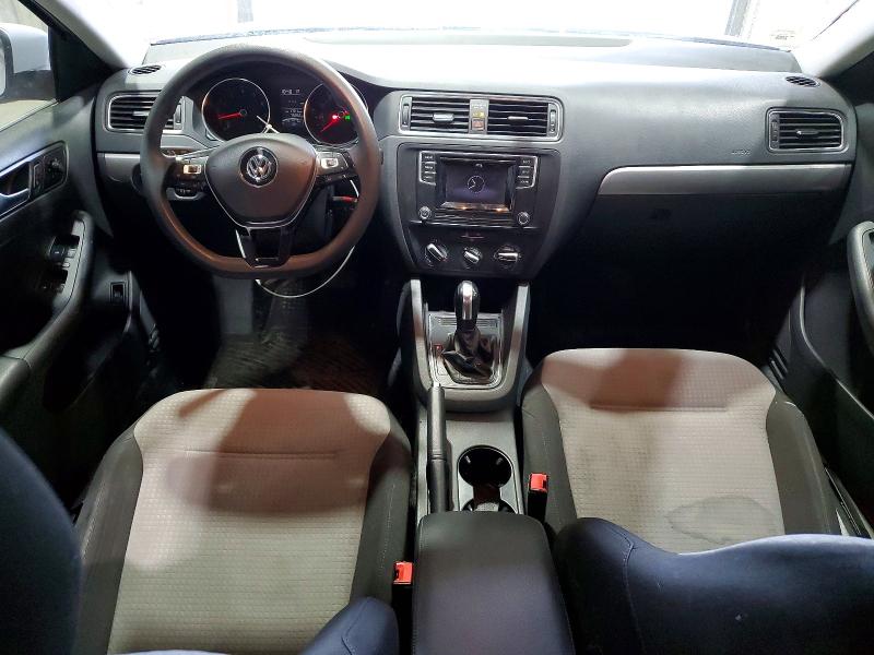 Photo 8 from auction – 2017 VOLKSWAGEN JETTA with VIN 3VW2B7AJ1HM291925