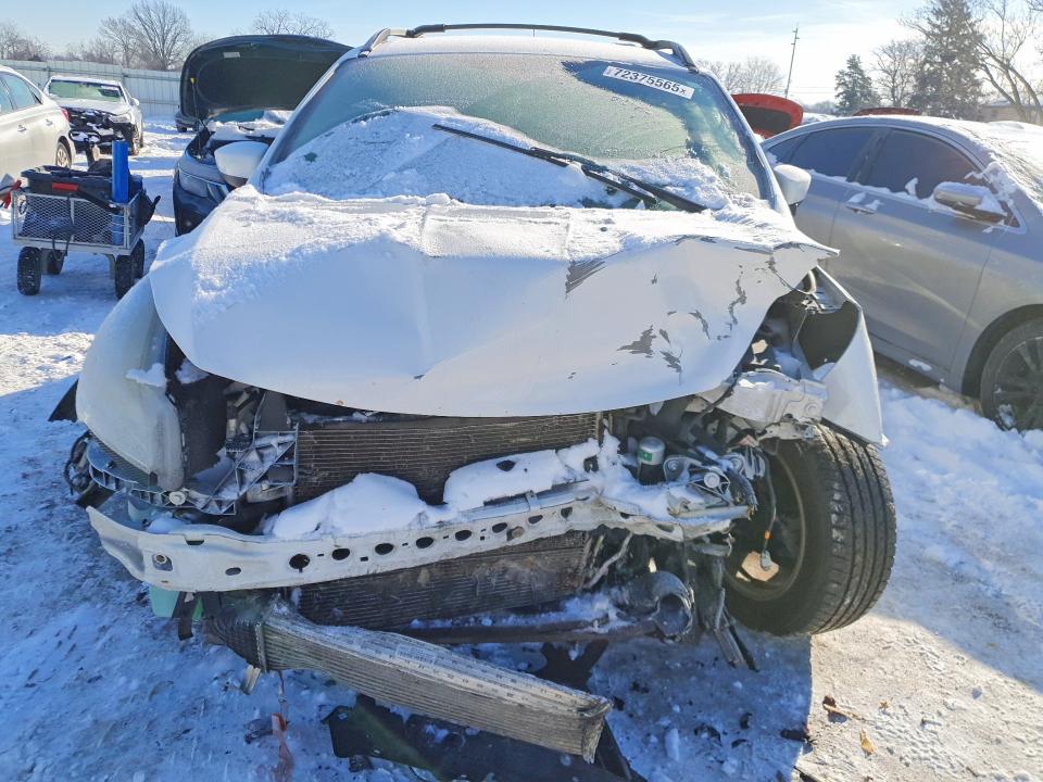 Photo 5 from auction – 2013 FORD ESCAPE with VIN 1FMCU9G90DUB71349